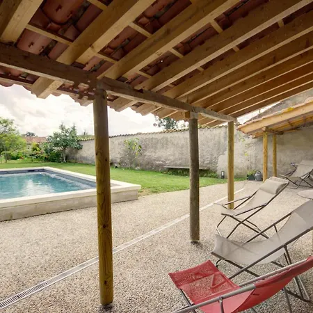 De Charme Avec Piscine, Wi-fi Et Animaux Acceptes - Fr-1-496-26 Saint-Germain-Laval (Loire)